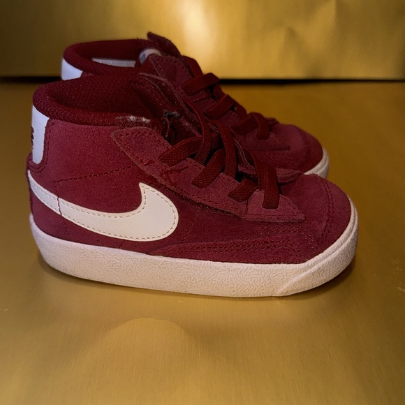 Nike blazers 6c amazing condition great low price ✨ - Picture 4 of 5